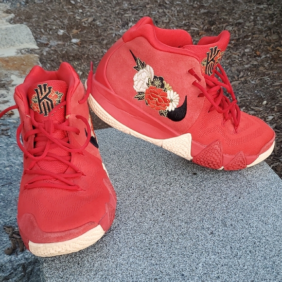 Kyrie 4 EP CNY Nike Chinese New Year Red Sneakers Size 11 - Picture 1 of 16